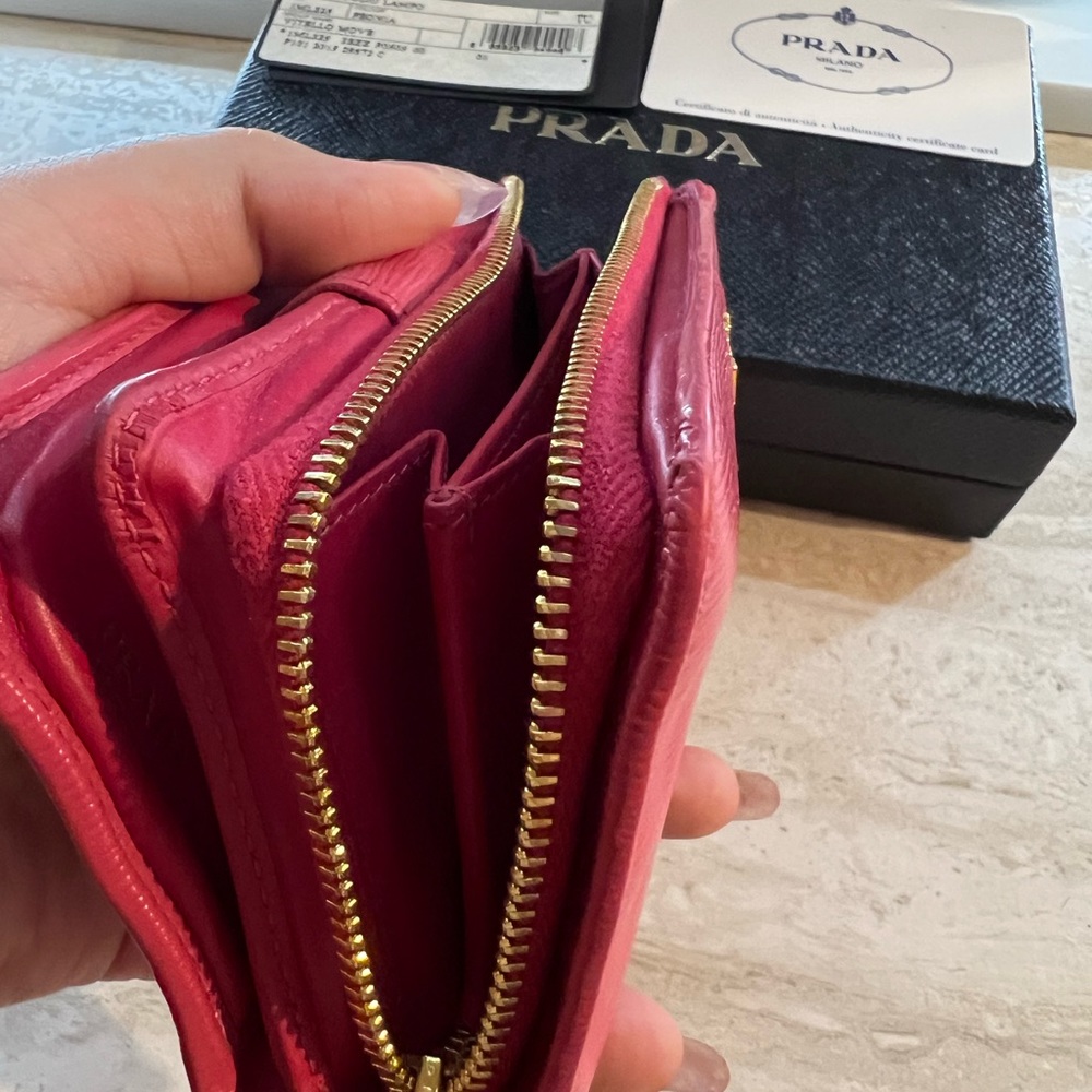 Prada Folded Wallet Saffiano Leather in Peonia (Fuchsia Pink) - Picture 5 of 9